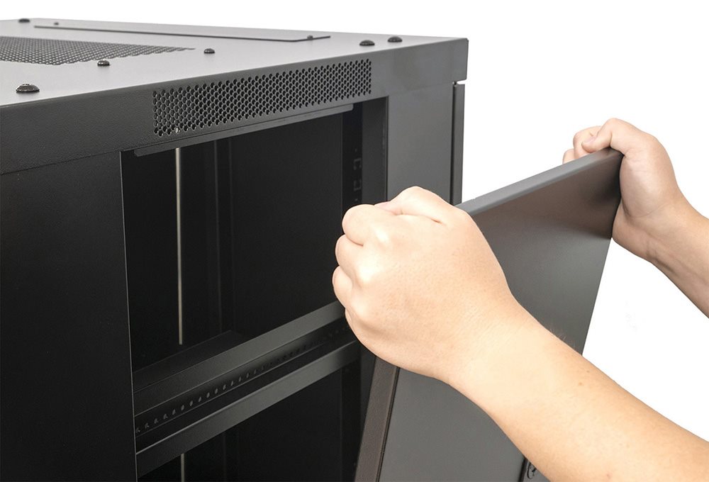 Red Atom Racks has removable side panels